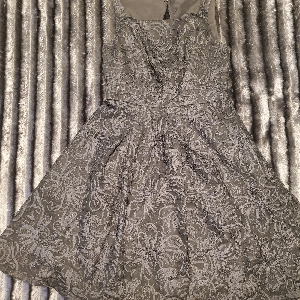 ♠️ Truly Zac Posen dress w/ pockets